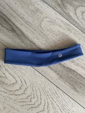 Lululemon Women’s Luxtreme Training Headband In Clubhouse Blue